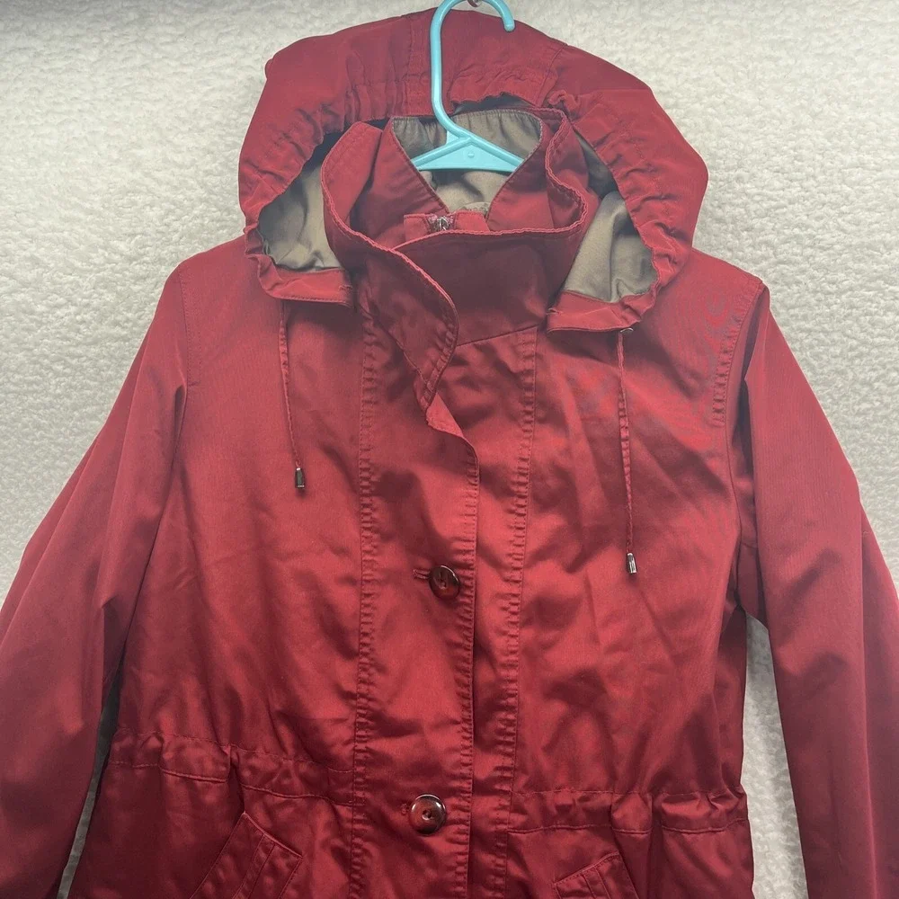 St Johns Bay Jacket Womens Small Red Pockets Full Zip Button Hooded Chore Preppy